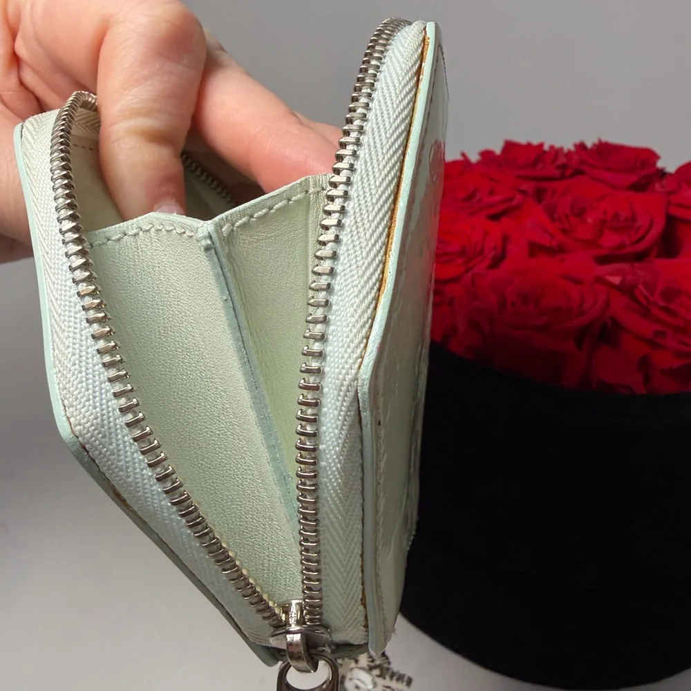 Louis Vuitton Porte Monnaie Flocon Bag Charm/Coin Purse Snow Flake